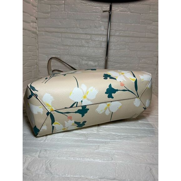 Beautiful Floral large Tote Target - Picture 6 of 7